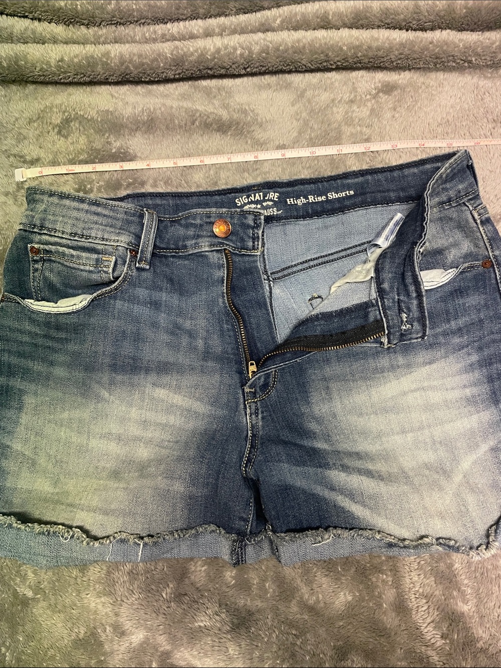 Signature by Levi Strauss denim shorts